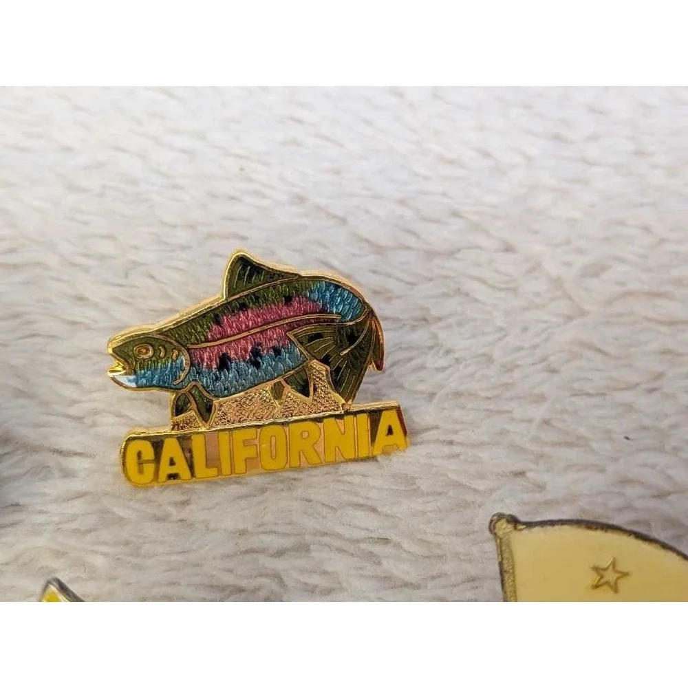 Vintage California Orange County Sheriff Fish Flag Enamel Lapel‎ Pin Lot
